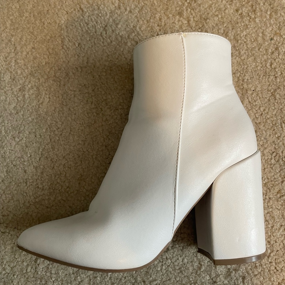 White London Fog Boots